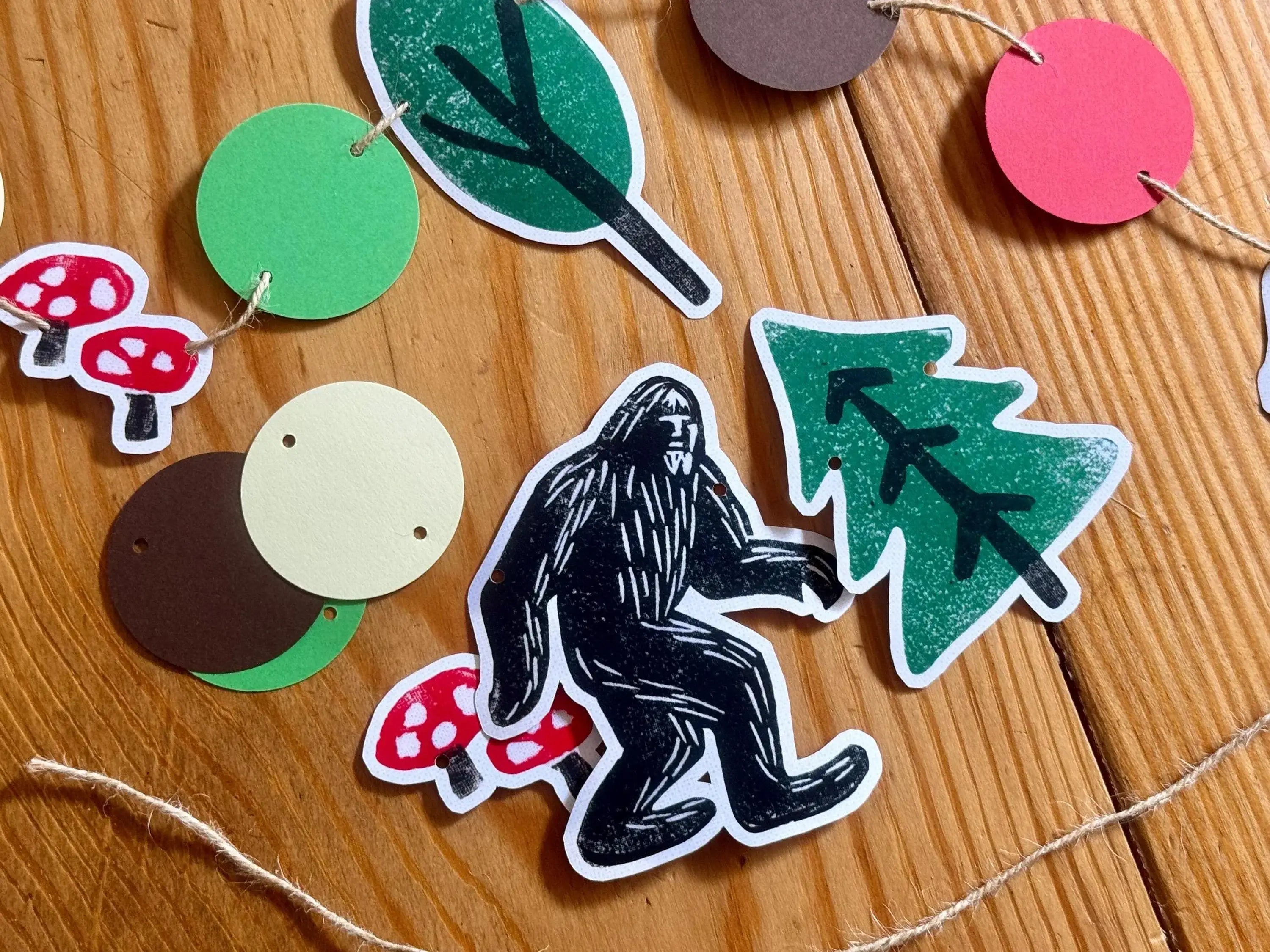 Bigfoot Garland Kit - colorful outdoorsy decor