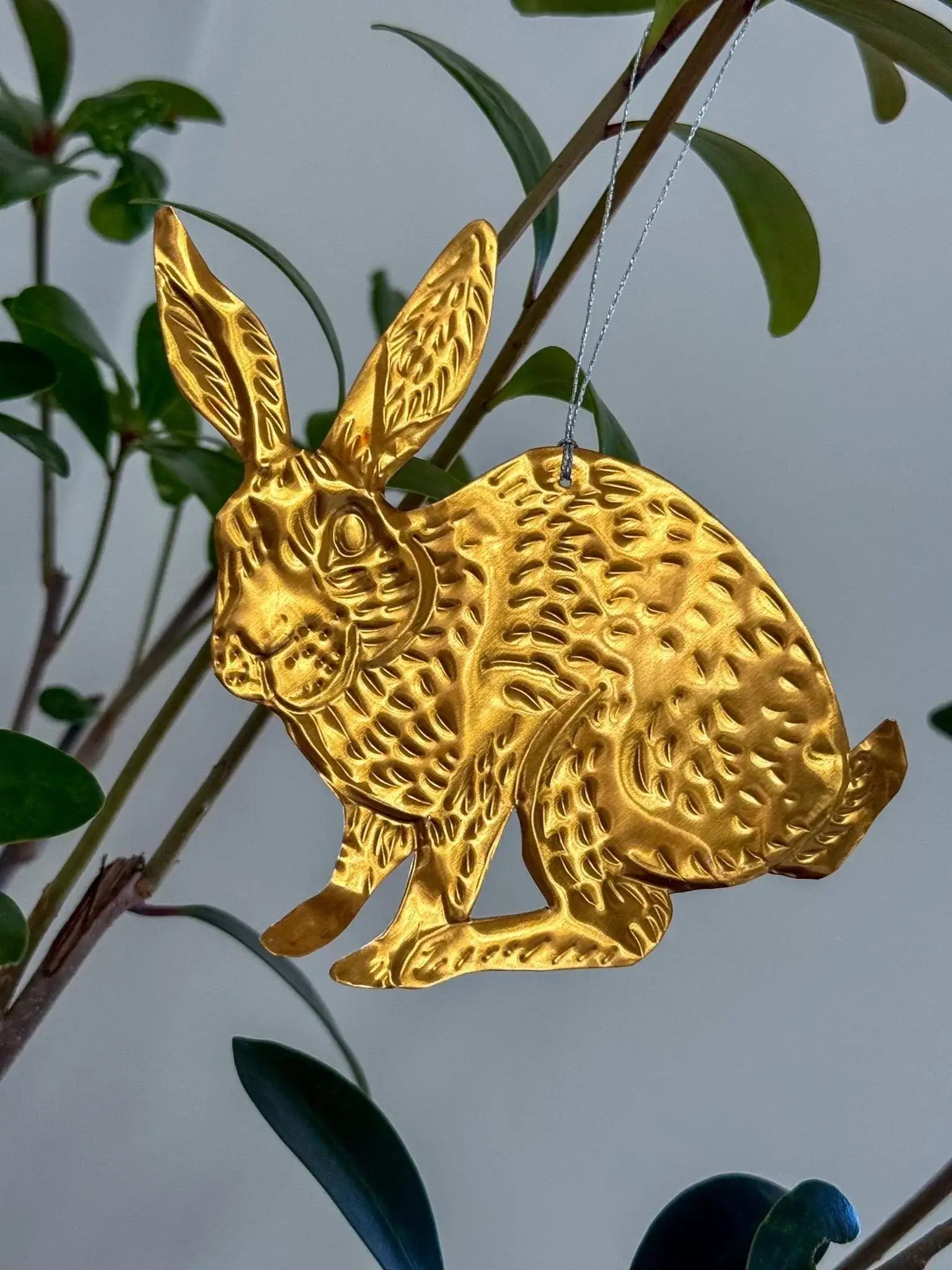 Rabbits DIY Tin Embossing Kit - DIY embossed metal foil craft kit - makes tin garland, ornaments & decorations - Easter crafting party kit
